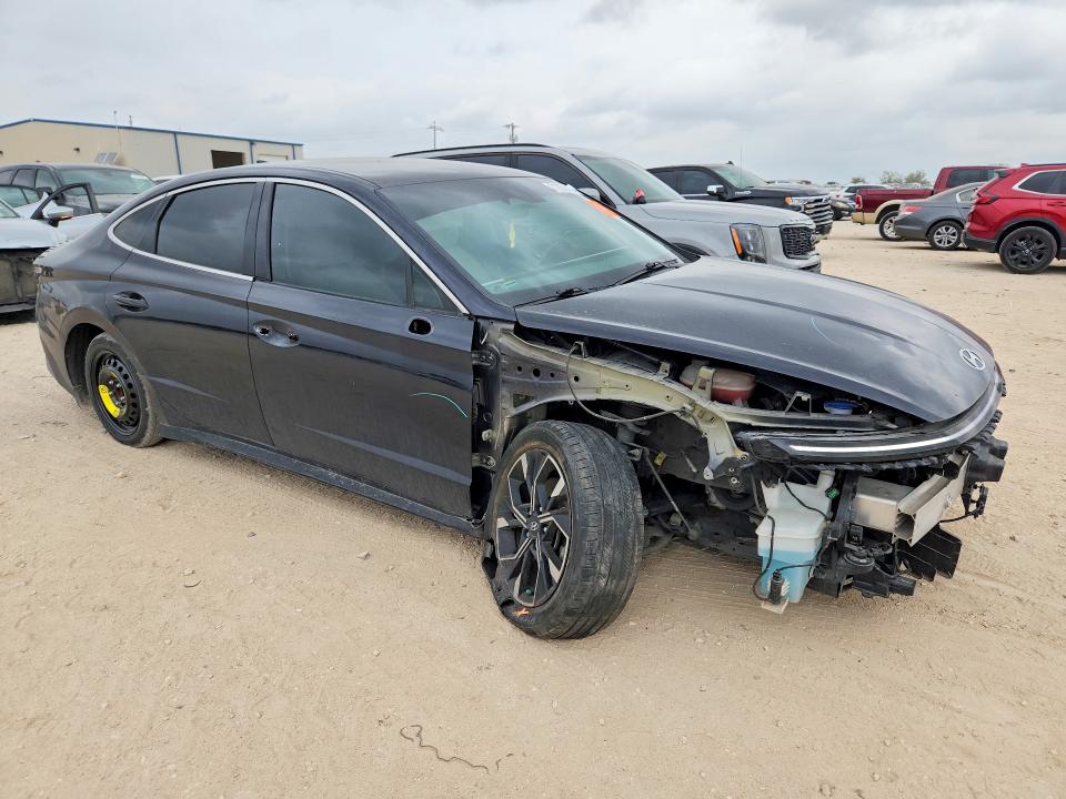 Photo 4 from auction – 2024 HYUNDAI SONATA with VIN KMHL64JA2RA373750