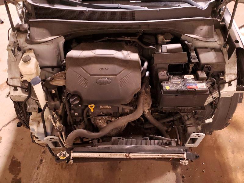 Photo 12 from auction – 2019 KIA SORENTO with VIN 5XYPG4A50KG554180