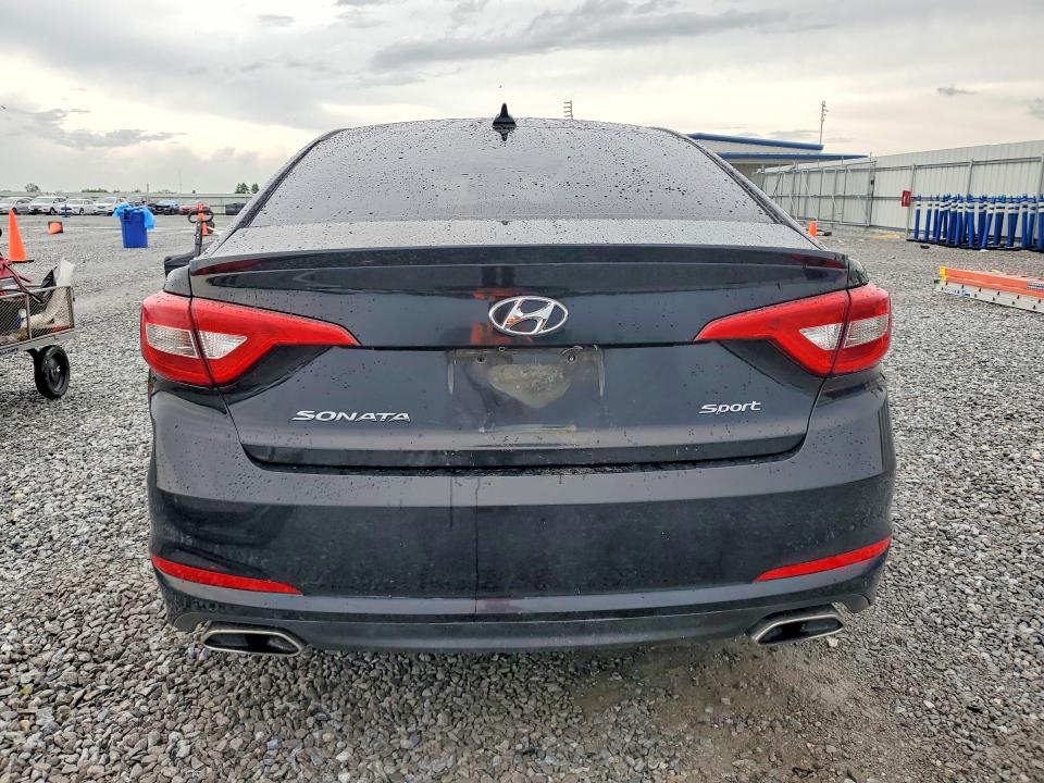 Photo 6 from auction – 2016 HYUNDAI SONATA with VIN 5NPE34AF8GH281002