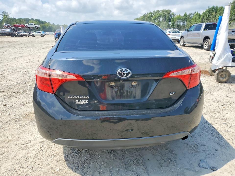 صورة رقم 6 من المزاد - 2018 TOYOTA COROLLA مع VIN 5YFBURHE8JP805768