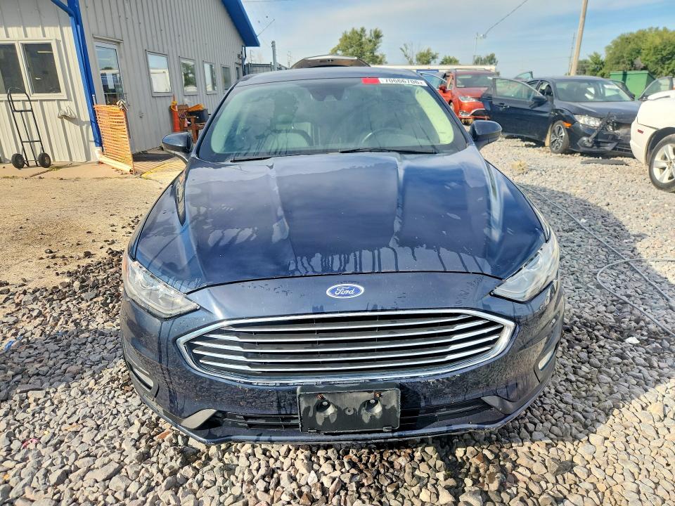 Foto 5 de la subasta – 2020 FORD FUSION con VIN 3FA6P0HD2LR218304