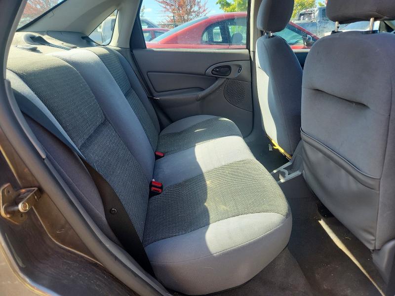 Photo 10 from auction – 2004 FORD FOCUS with VIN 1FAHP34394W149925
