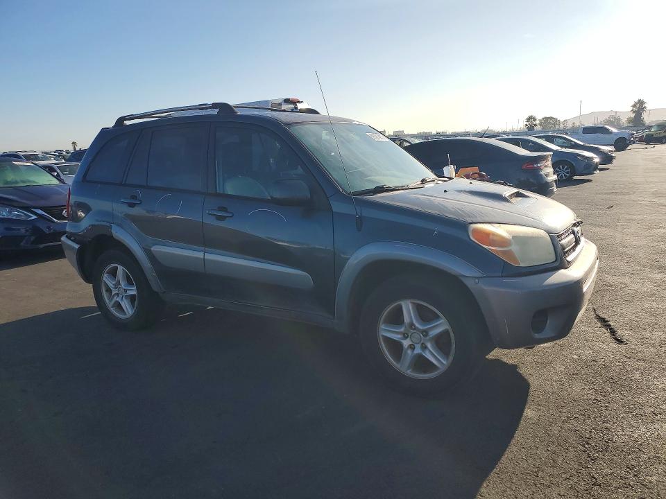 Photo 4 from auction – 2004 TOYOTA RAV4 with VIN JTEGD20V740030821