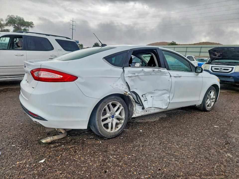 Photo 3 from auction – 2014 FORD FUSION with VIN 3FA6P0H71ER261657