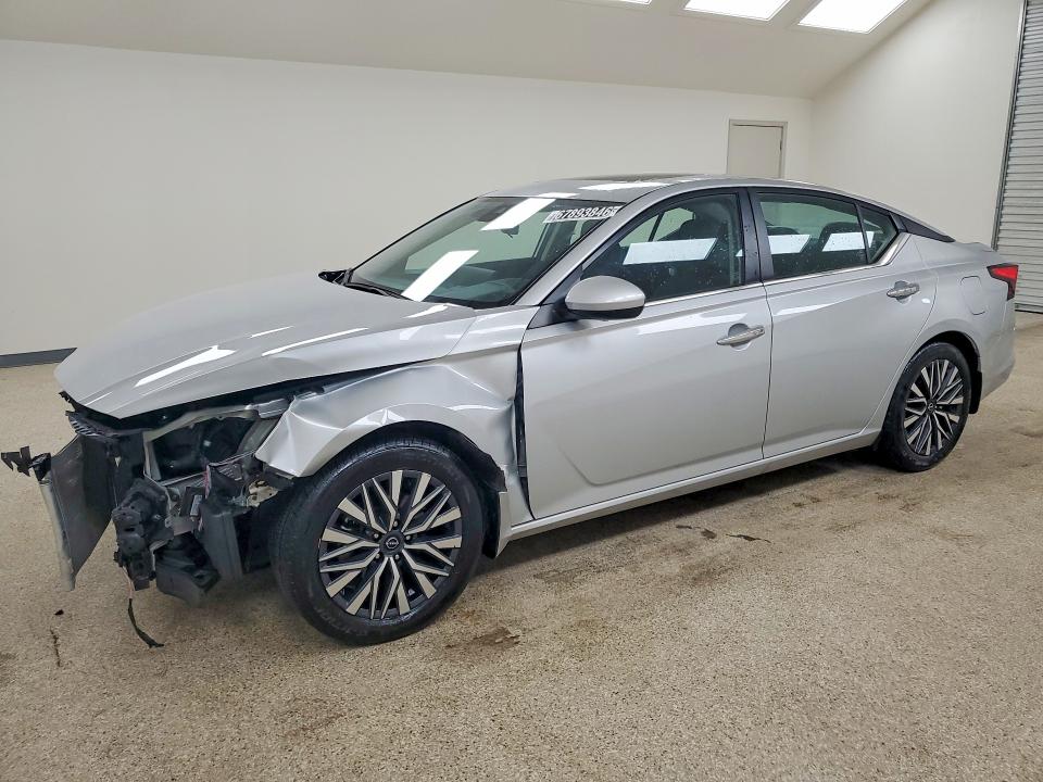 NISSAN ALTIMA 2024 with VIN 1N4BL4DV9RN415661 - Photo from auction