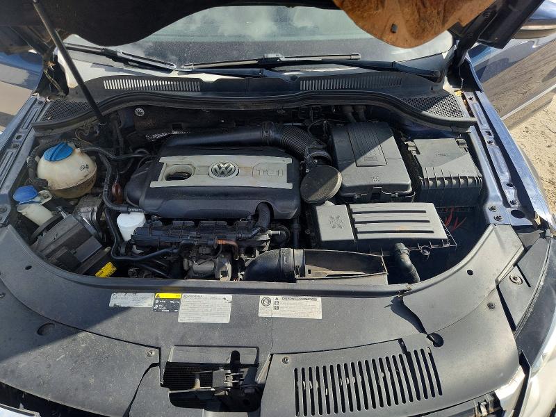 Photo 11 from auction – 2013 VOLKSWAGEN CC with VIN WVWBP7AN0DE552212