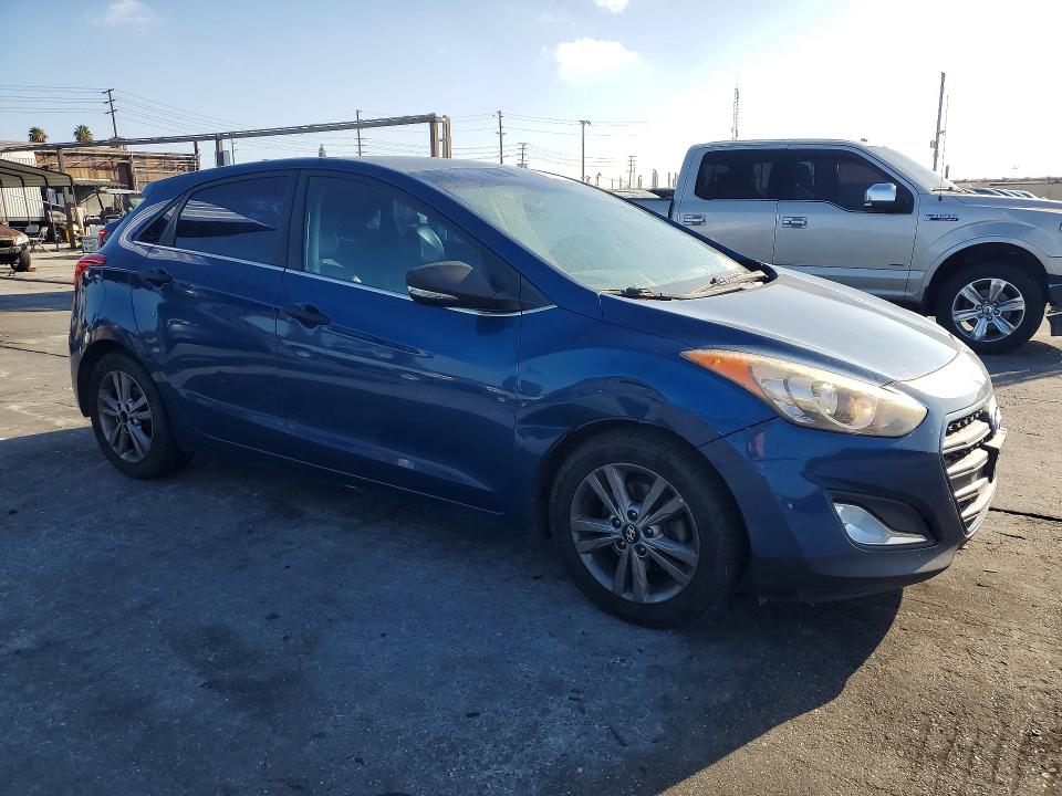 Снимка 4 от търг – 2016 HYUNDAI ELANTRA GT с VIN KMHD35LH7GU295877