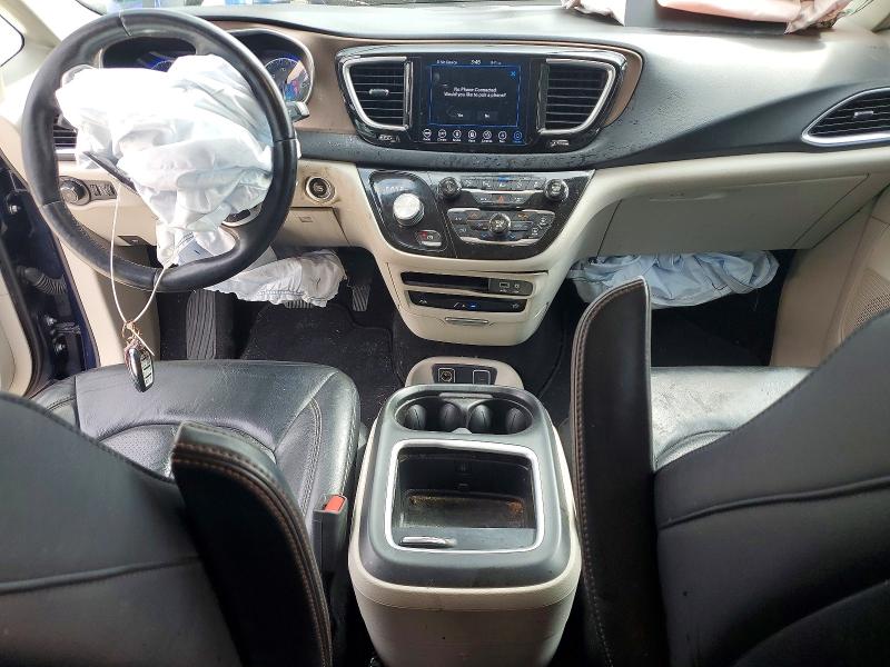 Photo 8 from auction – 2018 CHRYSLER PACIFICA with VIN 2C4RC1EG2JR113823