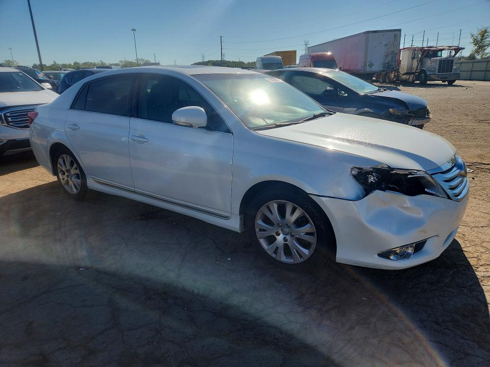 Photo 4 from auction – 2011 TOYOTA AVALON with VIN 4T1BK3DBXBU432232