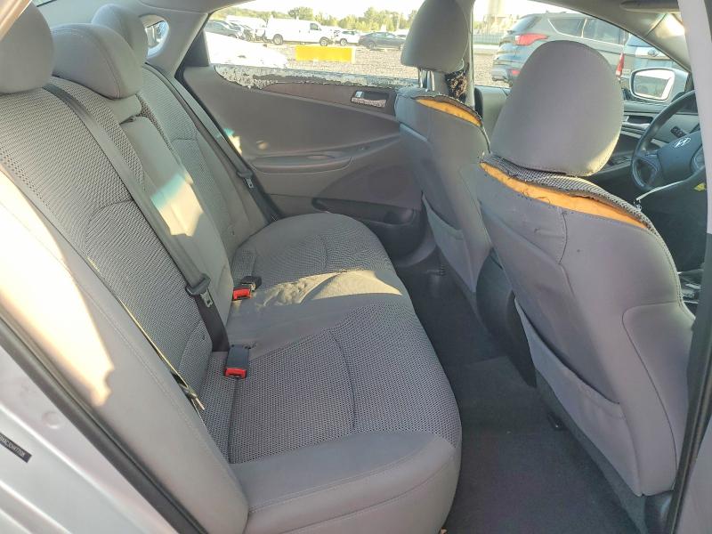 Снимка 10 от търг – 2012 HYUNDAI SONATA с VIN 5NPEB4AC3CH477108