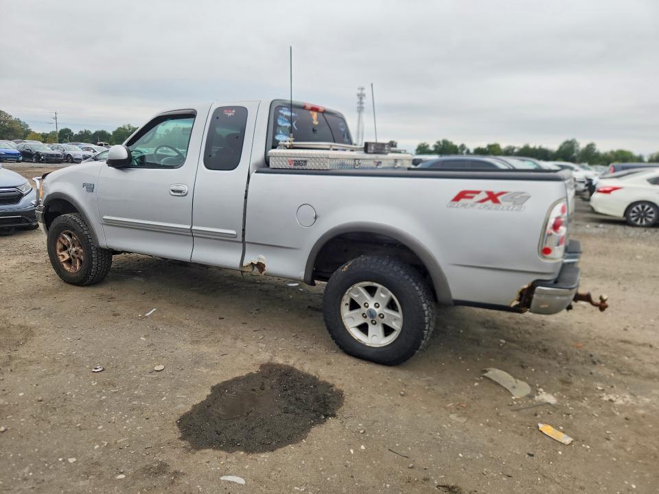 Photo 2 from auction – 2002 FORD F150 with VIN 1FTRX18L82NA86266