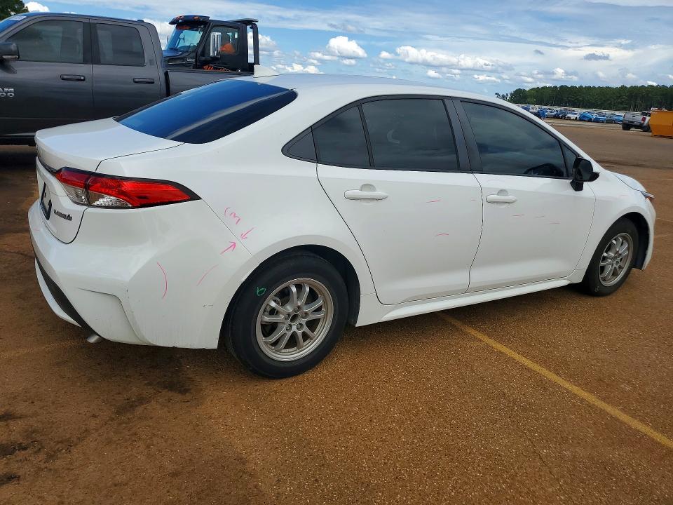 Фото 3 с аукциона – 2022 TOYOTA COROLLA с VIN JTDEAMDE9NJ035833