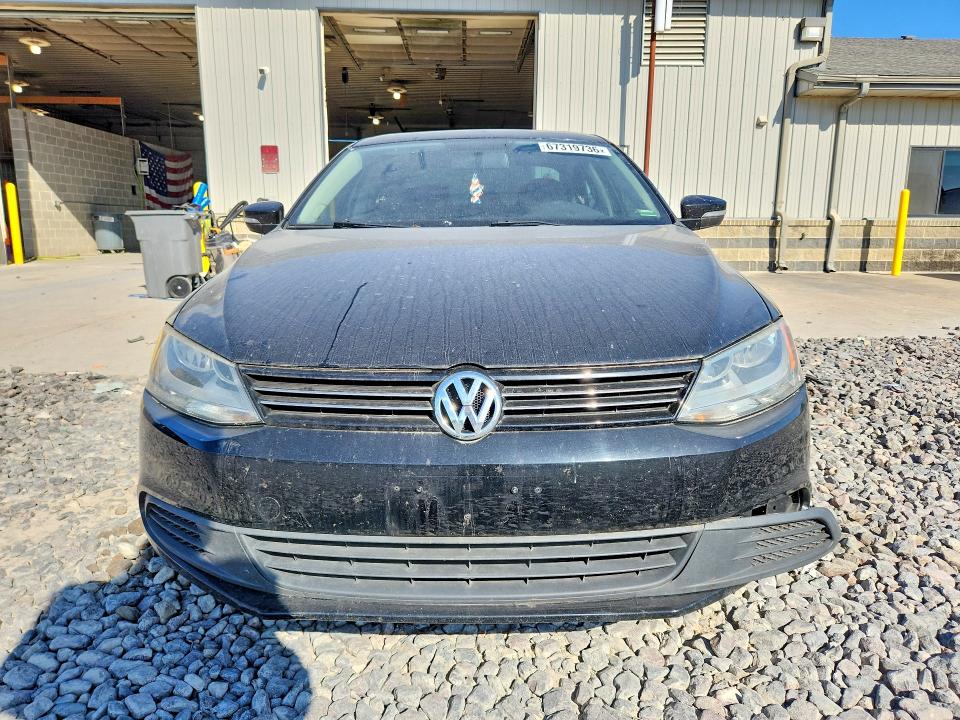 Снимка 5 от търг – 2011 VOLKSWAGEN JETTA с VIN 3VWLL7AJ8BM128133