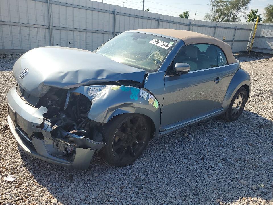 VOLKSWAGEN BEETLE 2019 with VIN 3VW5DAAT4KM511202 - Photo from auction