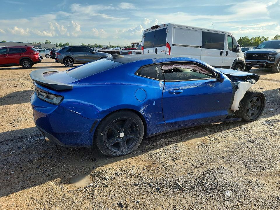 Photo 3 from auction – 2016 CHEVROLET CAMARO with VIN 1G1FB1RS2G0126605