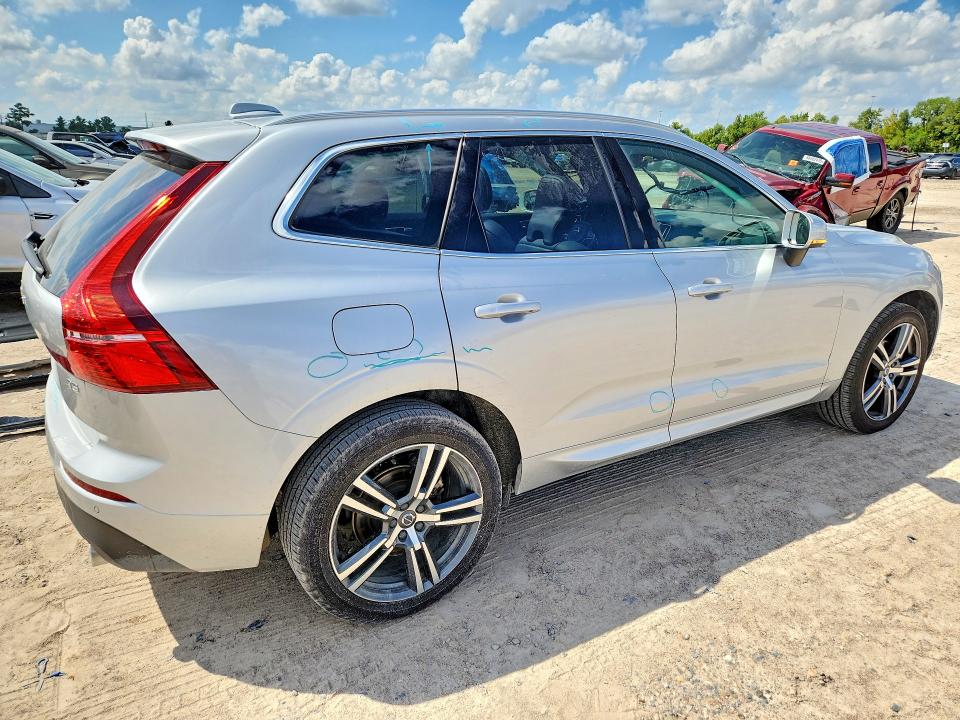 Photo 3 from auction – 2020 VOLVO XC60 with VIN YV4102DK4L1431447