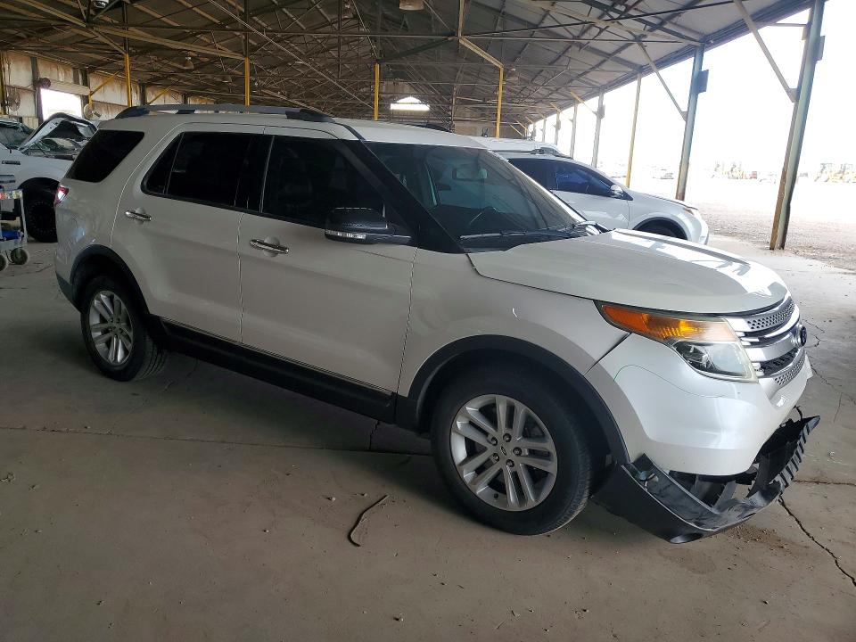 Снимка 4 от търг – 2014 FORD EXPLORER с VIN 1FM5K7D87EGB37309