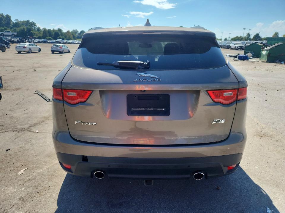Photo 6 from auction – 2017 JAGUAR F-PACE with VIN SADCL2BV9HA074262