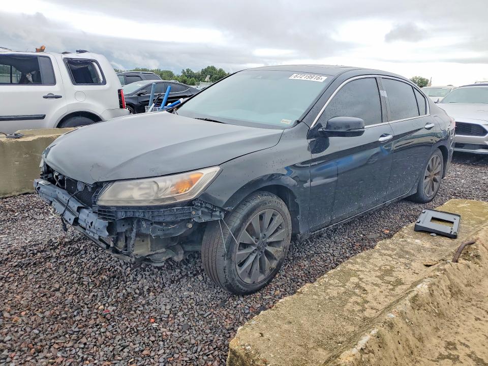 HONDA ACCORD 2014 с VIN 1HGCR2F89EA285845 - Снимка от търг