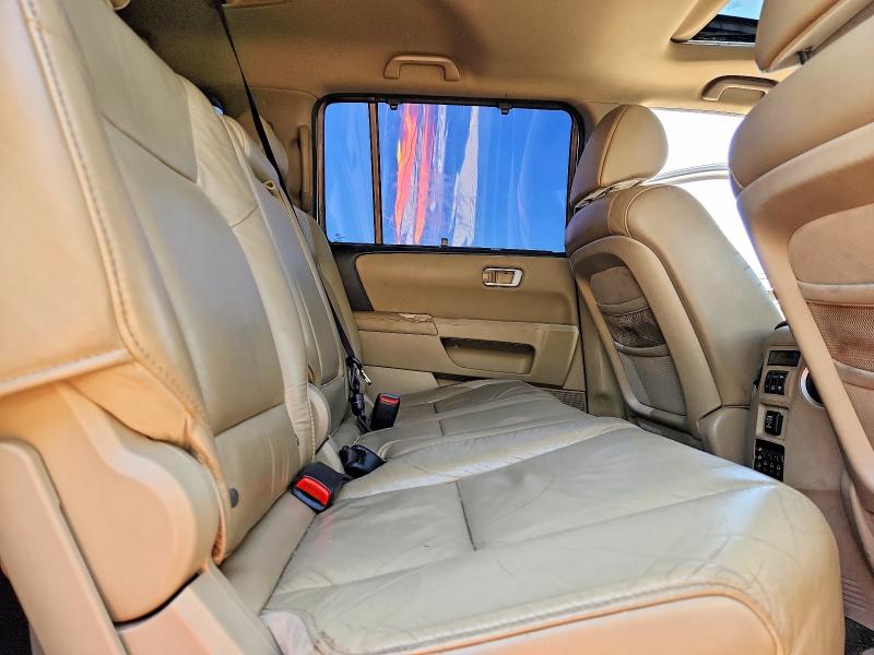 Снимка 11 от търг – 2010 HONDA PILOT с VIN 5FNYF3H98AB017976