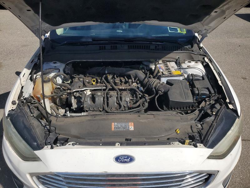 Photo 11 from auction – 2020 FORD FUSION with VIN 3FA6P0T97LR176571