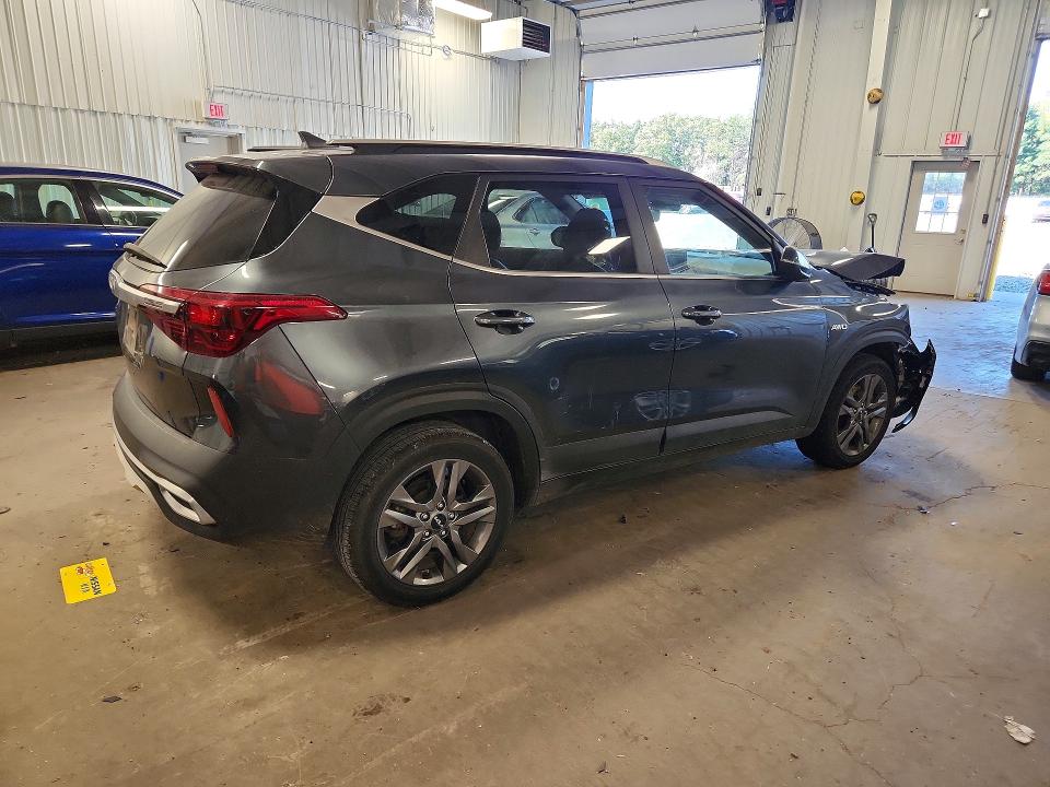 Zdjęcie 3 z aukcji – 2022 KIA SELTOS z VIN KNDEUCAA8N7279747