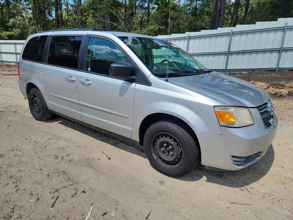 Photo 4 from auction – 2010 DODGE GRAND CARAVAN with VIN 2D4RN4DE3AR384226