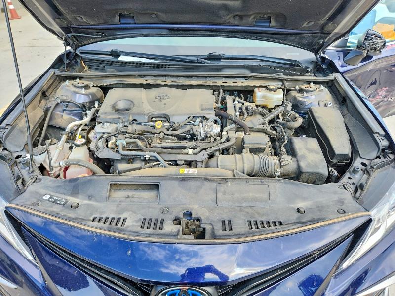 Снимка 11 от търг – 2021 TOYOTA CAMRY с VIN 4T1C31AK1MU026904