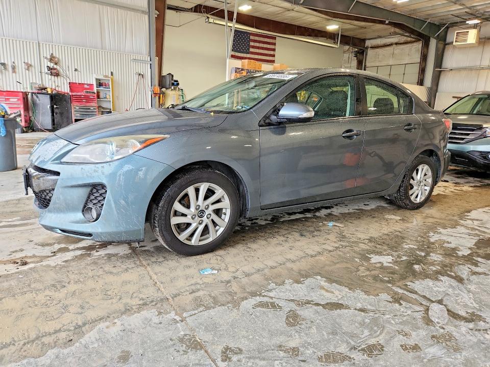 MAZDA 3 2013 с VIN JM1BL1W75D1757664 - Фото с аукциона