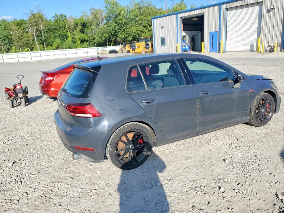 Photo 3 from auction – 2019 VOLKSWAGEN GTI with VIN 3VW5T7AU4KM004993
