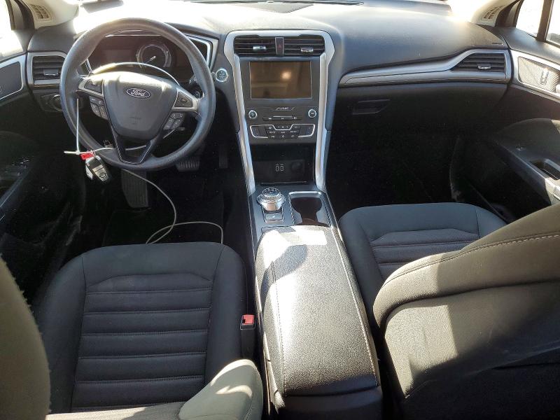 Photo 8 from auction – 2019 FORD FUSION with VIN 3FA6P0LU9KR106900
