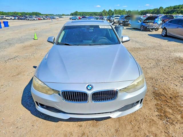 Photo 5 from auction – 2013 BMW 320 with VIN WBA3B1C53DF461598