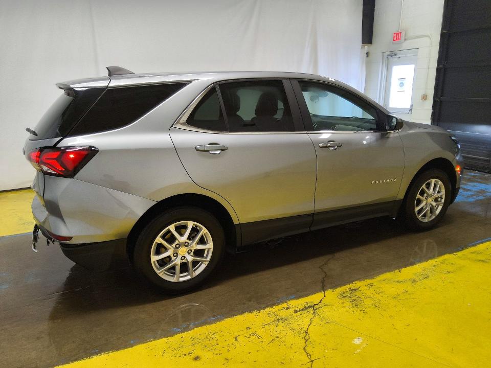 Photo 3 from auction – 2024 CHEVROLET EQUINOX with VIN 3GNAXUEG5RL198630