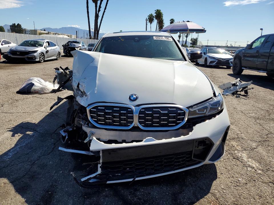 Снимка 5 от търг – 2025 BMW M340XI с VIN 3MW69FT03S8F66965