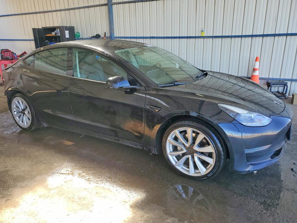 صورة رقم 4 من المزاد - 2022 TESLA MODEL 3 مع VIN 5YJ3E1EA2NF285847
