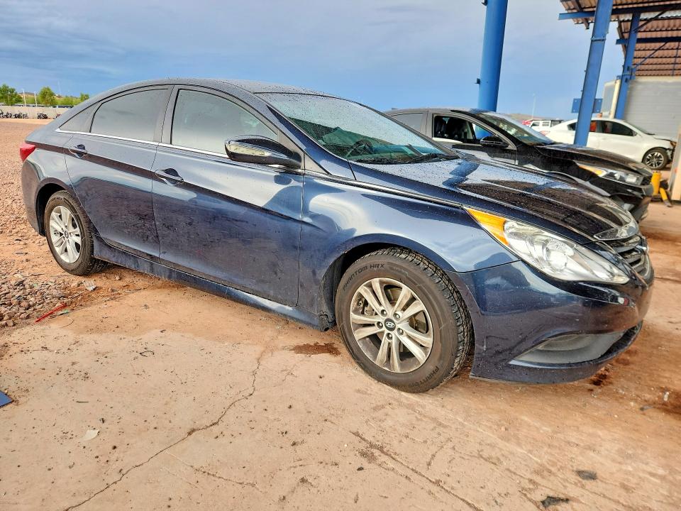 Photo 4 from auction – 2014 HYUNDAI SONATA with VIN 5NPEB4AC8EH878169