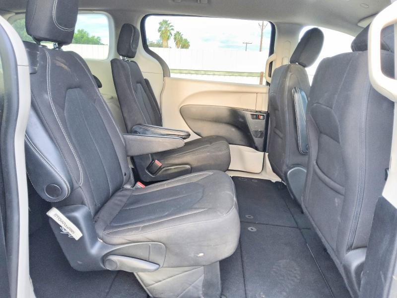 Photo 11 from auction – 2023 CHRYSLER VOYAGER with VIN 2C4RC1CG5PR519638