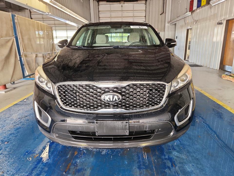 Photo 5 from auction – 2016 KIA SORENTO with VIN 5XYPGDA31GG057919