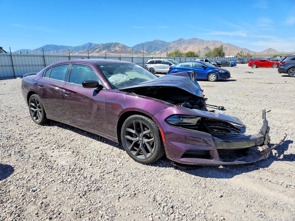Zdjęcie 4 z aukcji – 2022 DODGE CHARGER z VIN 2C3CDXBG9NH216814