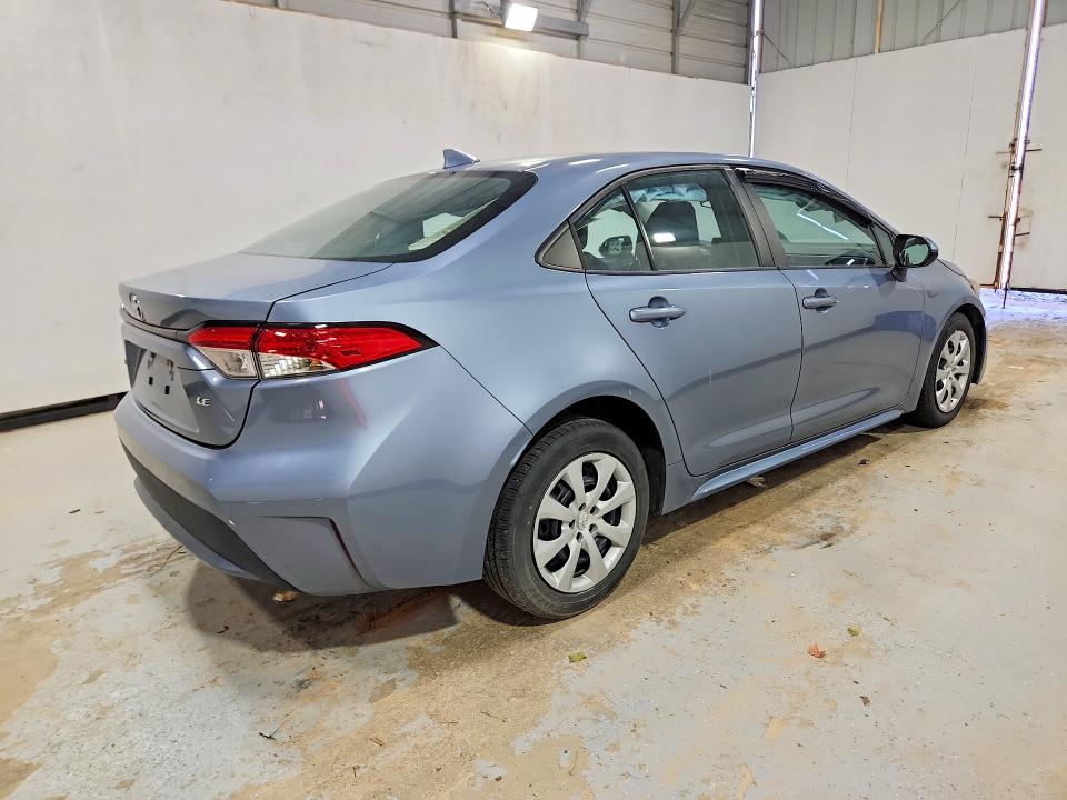 Photo 3 from auction – 2022 TOYOTA COROLLA with VIN 5YFEPMAE9NP350839