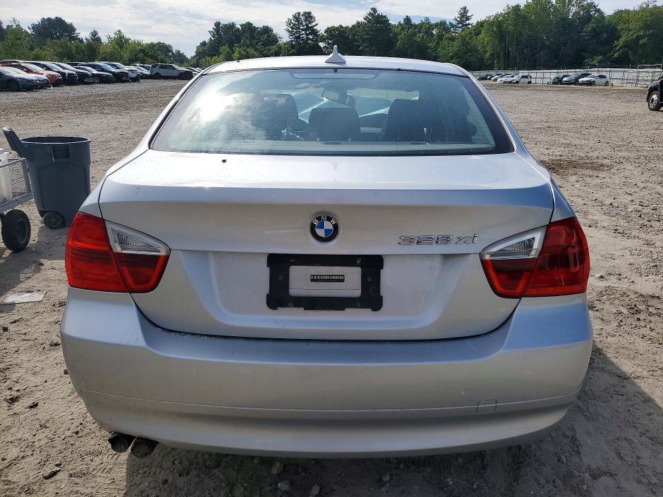 Photo 6 from auction – 2007 BMW 328 with VIN WBAVC93567KX60955