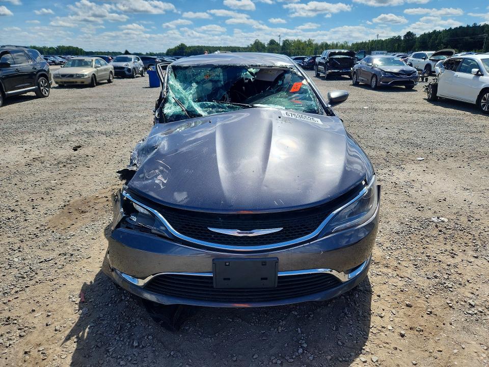 Photo 5 from auction – 2015 CHRYSLER 200 with VIN 1C3CCCAB5FN697025
