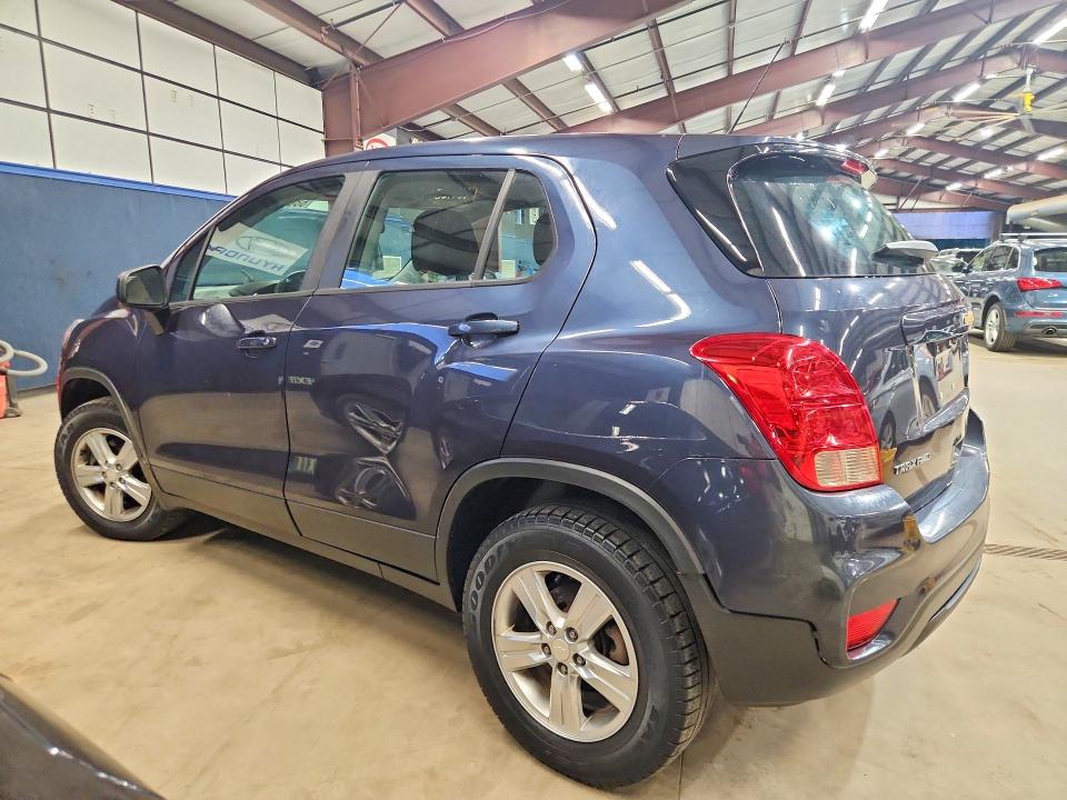Photo 2 from auction – 2018 CHEVROLET TRAX with VIN 3GNCJNSB4JL309505