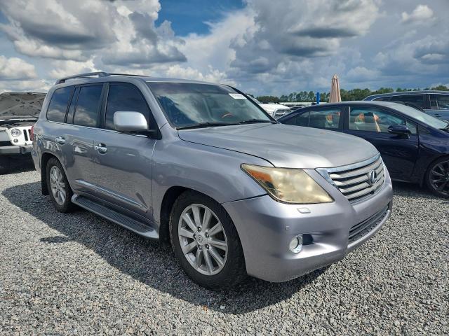 Photo 4 from auction – 2010 LEXUS LX with VIN JTJHY7AX0A4041266