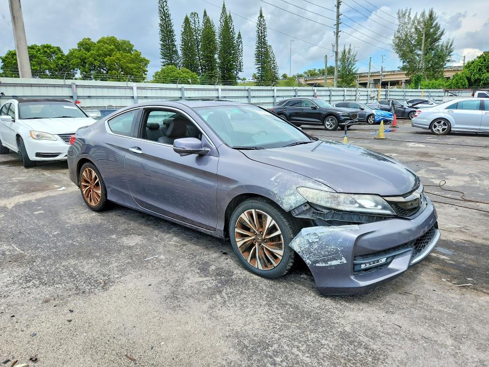 Photo 4 from auction – 2017 HONDA ACCORD with VIN 1HGCT2B83HA006482