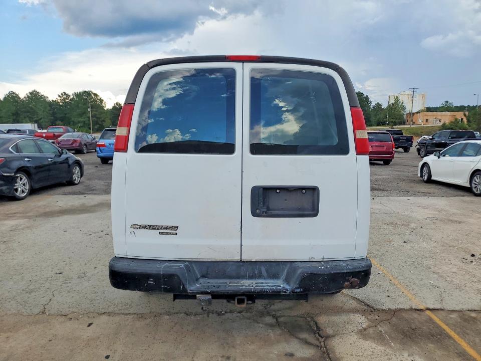 Photo 6 from auction – 2015 CHEVROLET EXPRESS G2500 with VIN 1GCWGFCF6F1134751
