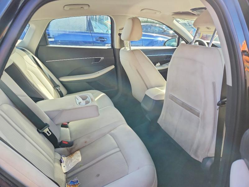 Снимка 10 от търг – 2023 HYUNDAI SONATA с VIN KMHL64JA3PA247975