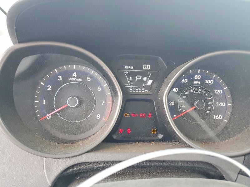 Photo 9 from auction – 2016 HYUNDAI ELANTRA with VIN 5NPDH4AE6GH719777