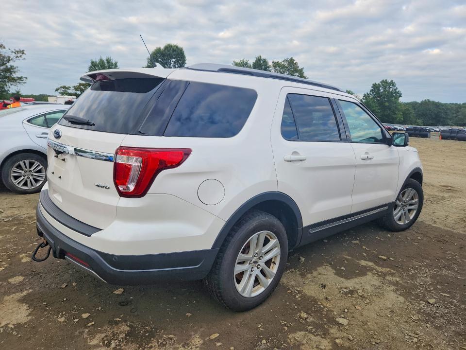 Photo 3 from auction – 2019 FORD EXPLORER with VIN 1FM5K8D82KGA67705