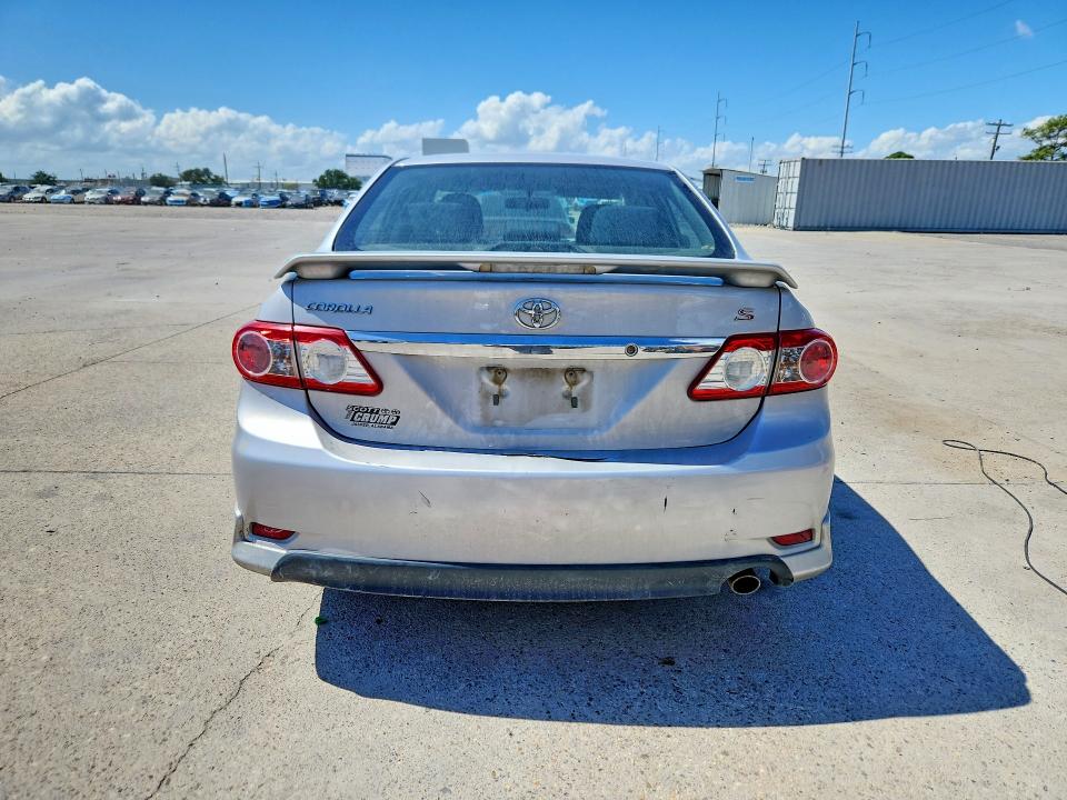 Снимка 6 от търг – 2011 TOYOTA COROLLA с VIN 2T1BU4EE1BC706296